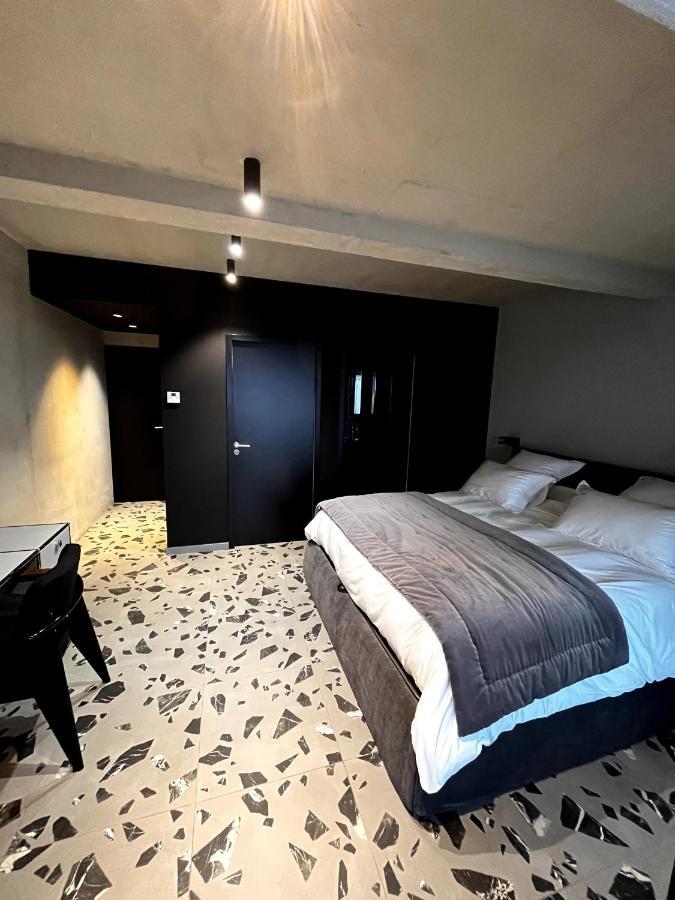 Suite 28 Treilles エクステリア 写真